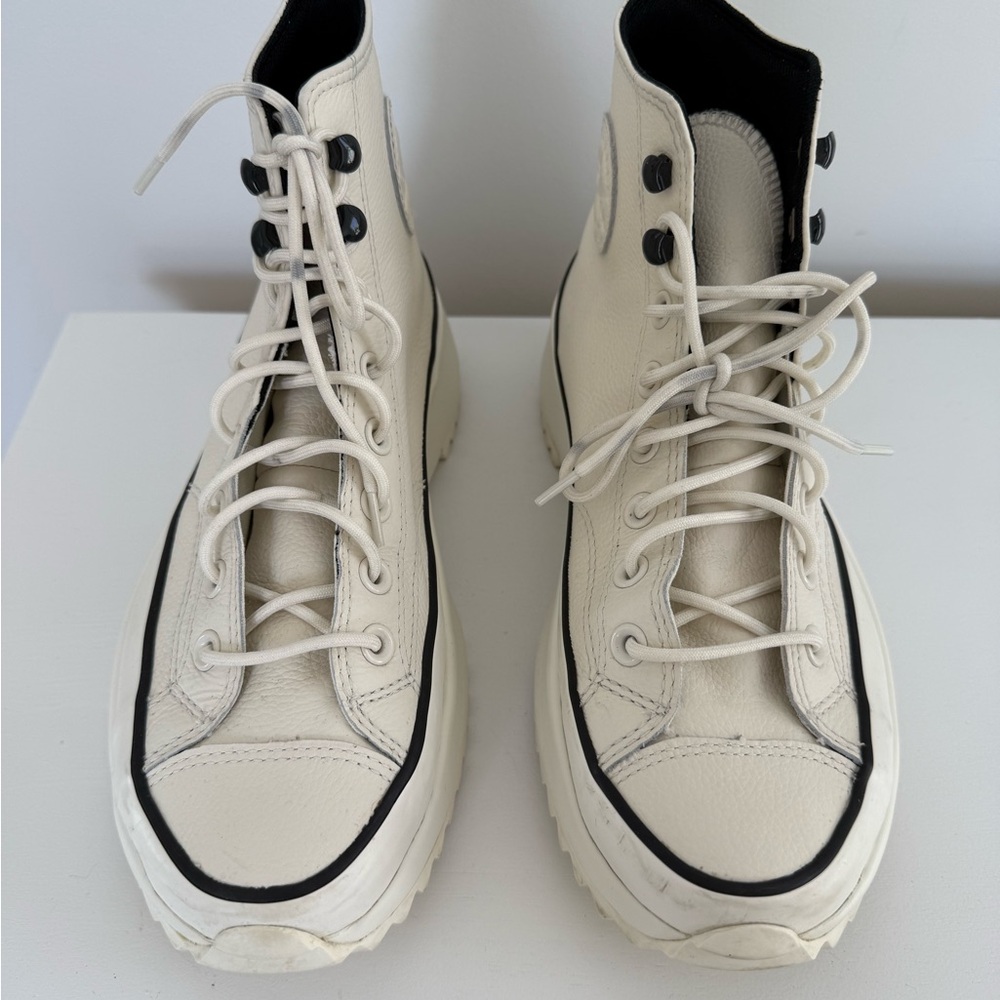 Unisex Run Star Hike Leather Platform Sneaker - Egret M8.5/W10
